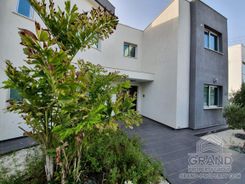 240 m2 - N27780 - photo-1