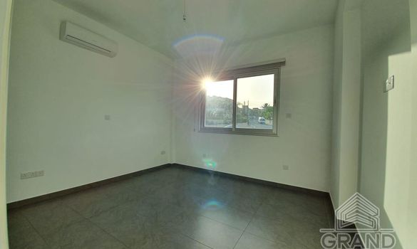 240 m2 - N27780 - photo-12