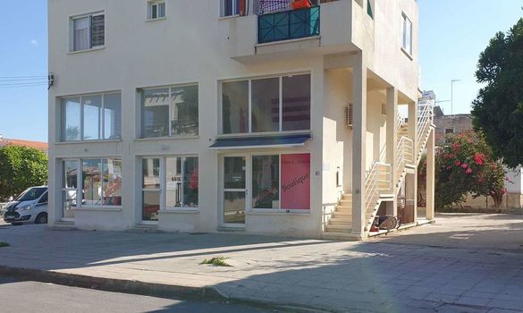 350 m2 - 2140 - photo-3