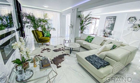 350 m2 - 2302 - photo-1