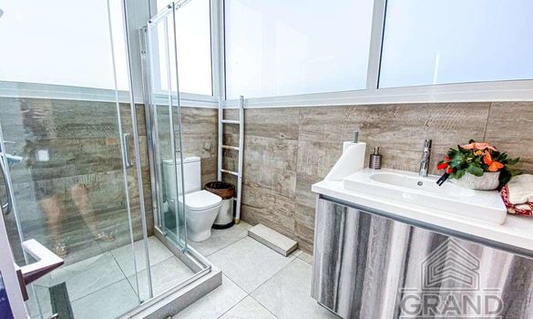 350 m2 - 2302 - photo-23