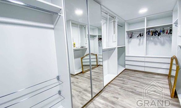 350 m2 - 2302 - photo-26
