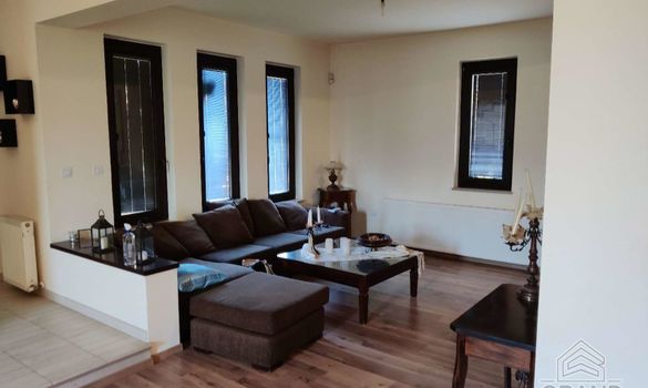 250 m2 - 8084 - photo-5