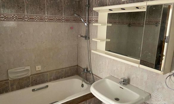 200 m2 - 6114 - photo-3
