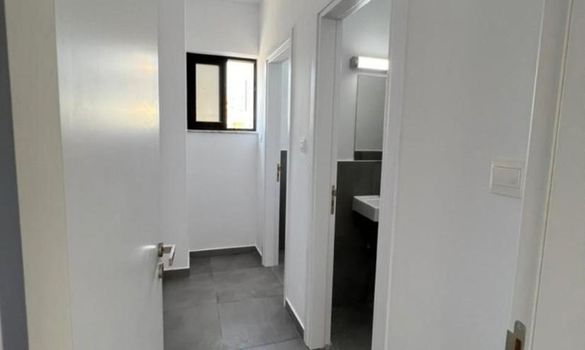 250 m2 - 6311 - photo-6