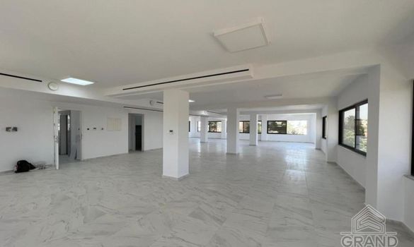 250 m2 - 6311 - photo-5