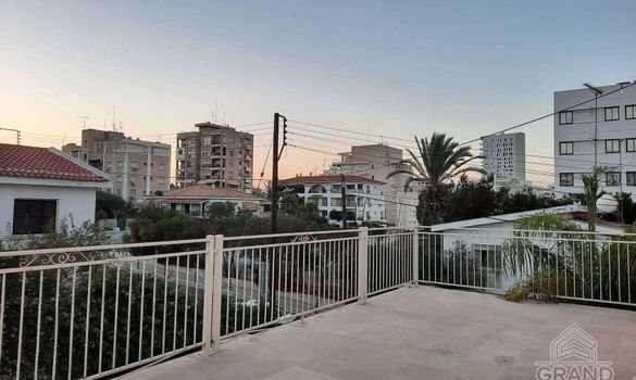 500 m2 - 6573 - photo-7