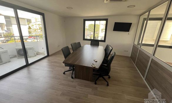 200 m2 - 7096 - photo-1