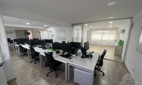 200 m2 - 7096 - photo-4