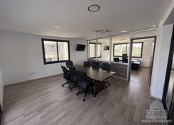 200 m2 - 7096 - photo-5