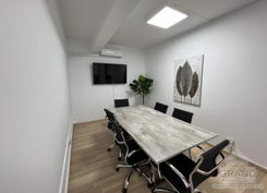 250 m2 - 7158 - photo-2