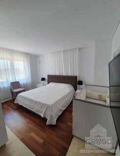600 m2 - 7368 - photo-5