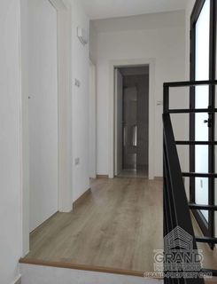 200 m2 - 7435 - photo-7