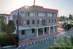 Three-storey residential building - G8489 - photo-41