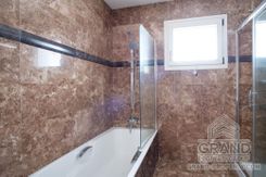 House - G8012 - photo-8