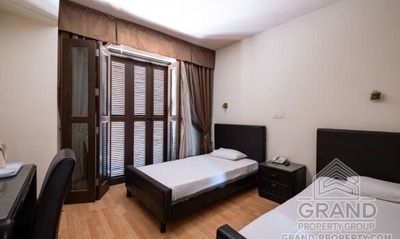 Plot - G8745 - photo-11