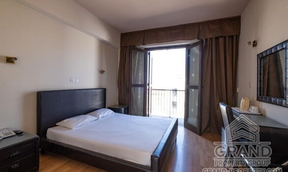 Plot - G8745 - photo-13