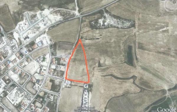  Land in Larnaca