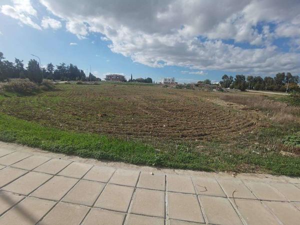  Land in Larnaca
