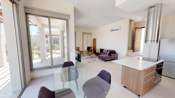 New Villa in Larnaca
