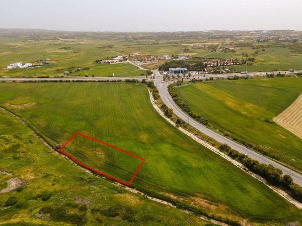  Land in Protaras