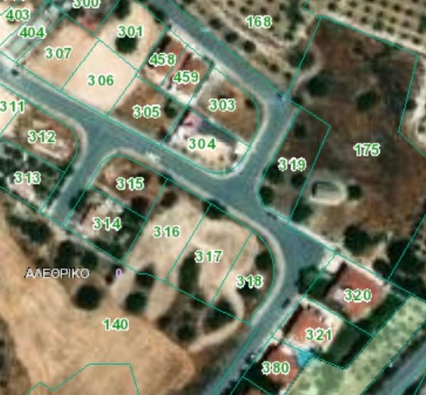  Land in Larnaca