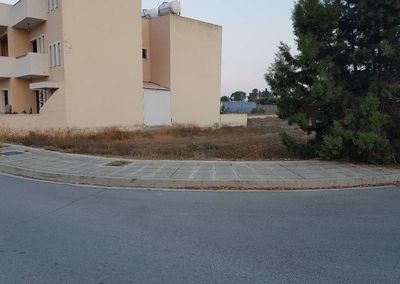  Land in Larnaca
