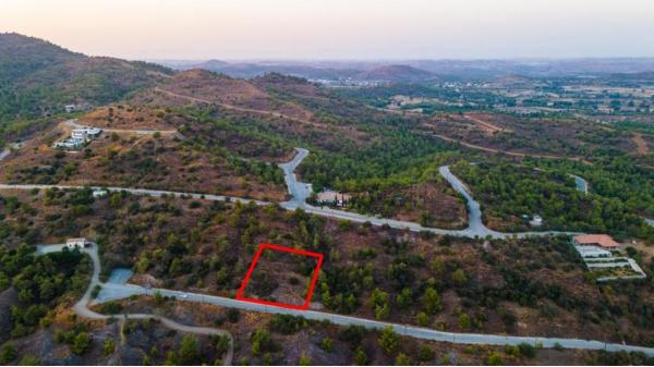  Land in Larnaca
