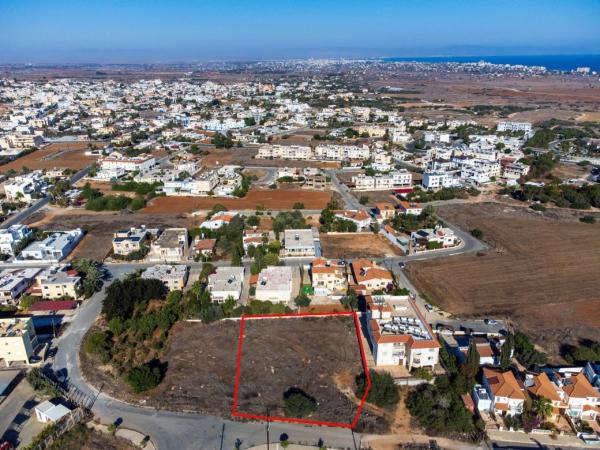  Land in Famagusta