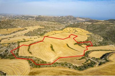  Land in Larnaca